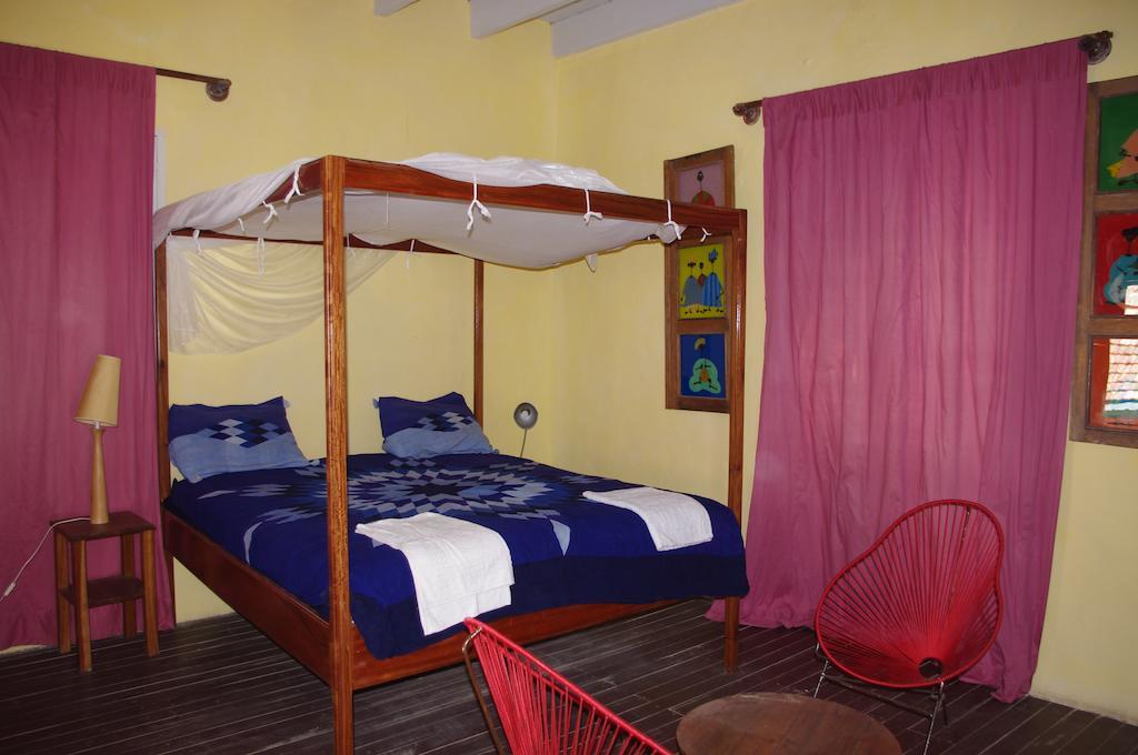 Maison Augustin Ly Gorée Habitación foto