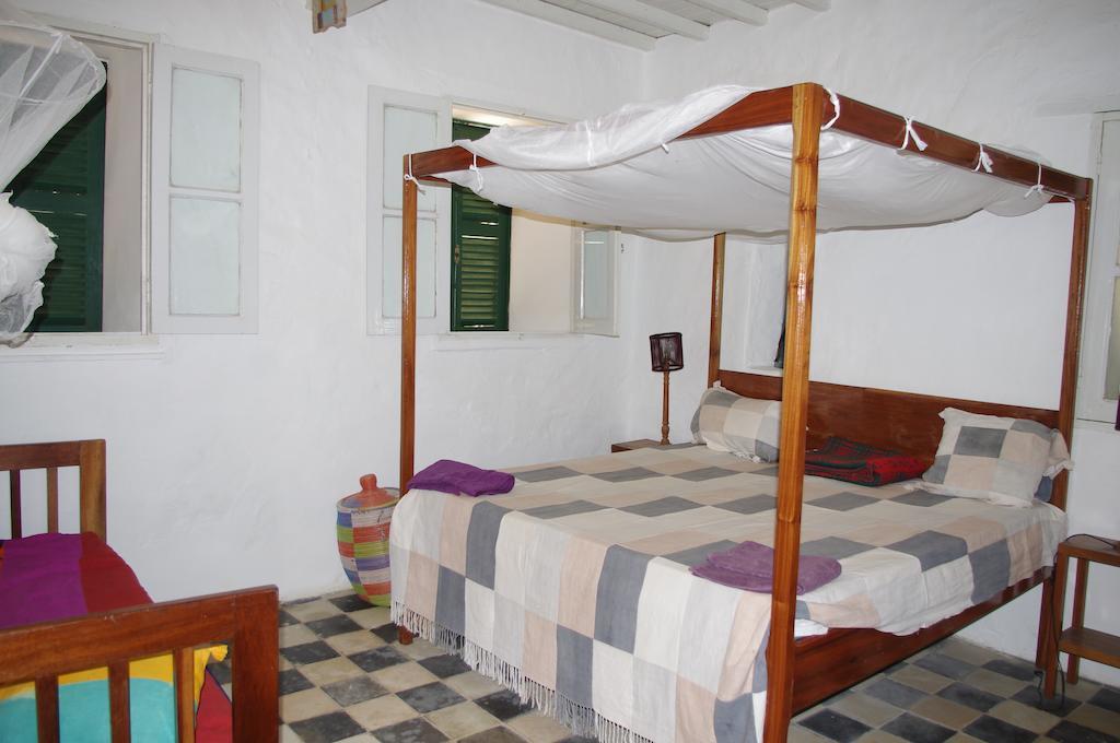 Maison Augustin Ly Gorée Habitación foto