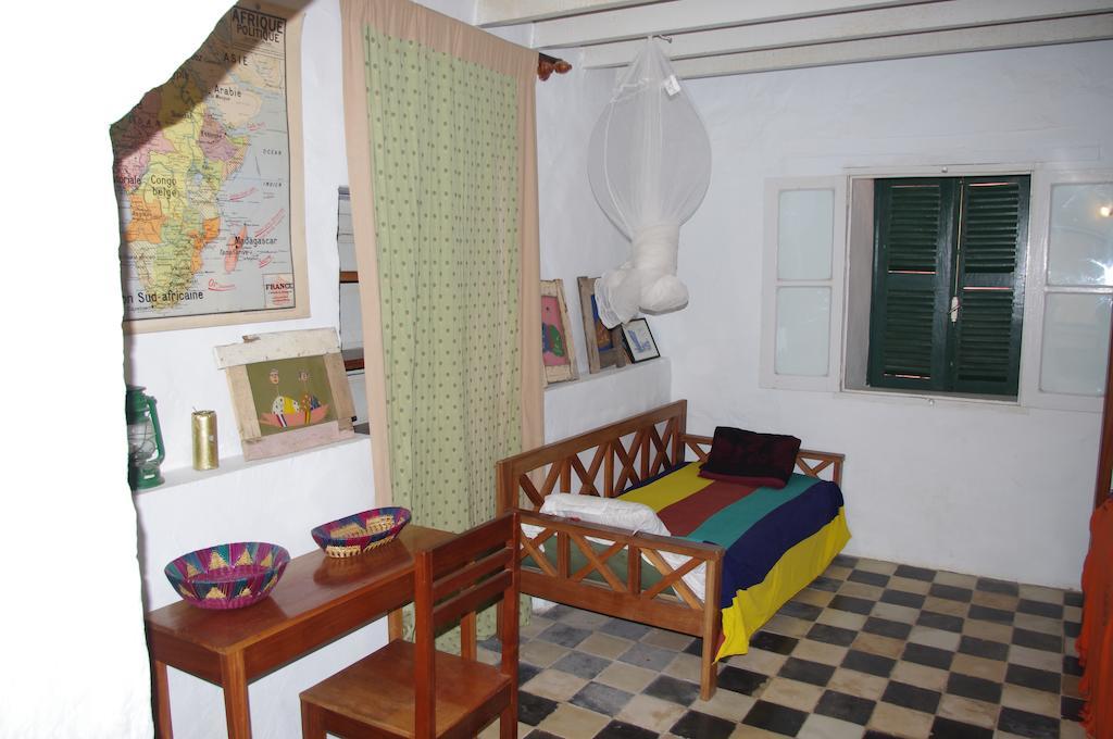 Maison Augustin Ly Gorée Habitación foto